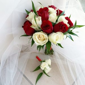 Букет невесты “Red and White”