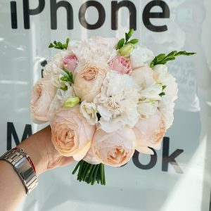 Букет невесты “Bloomy Peach”