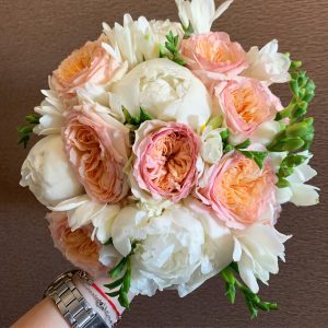 Букет невесты “Adore Flowers”