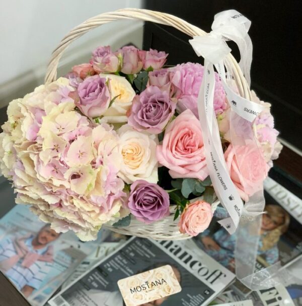 Корзина с цветами "Magic lullaby"
