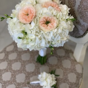 Букет невесты "Intri"