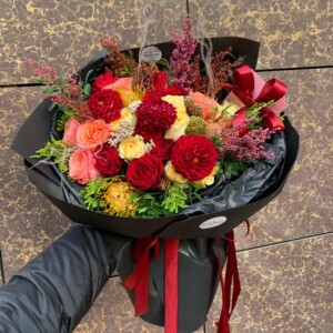 Букет "Bright flowers"