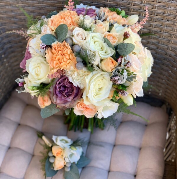 Букет невесты "Violet peach"