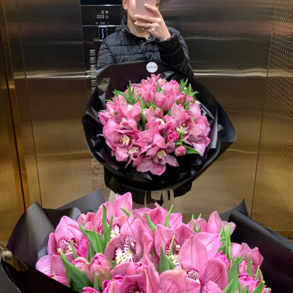 Букет "Delicate orchid"