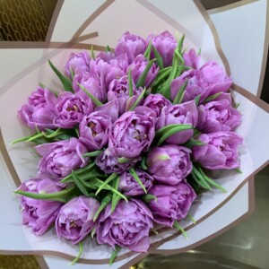 Букет "lilac tulips"